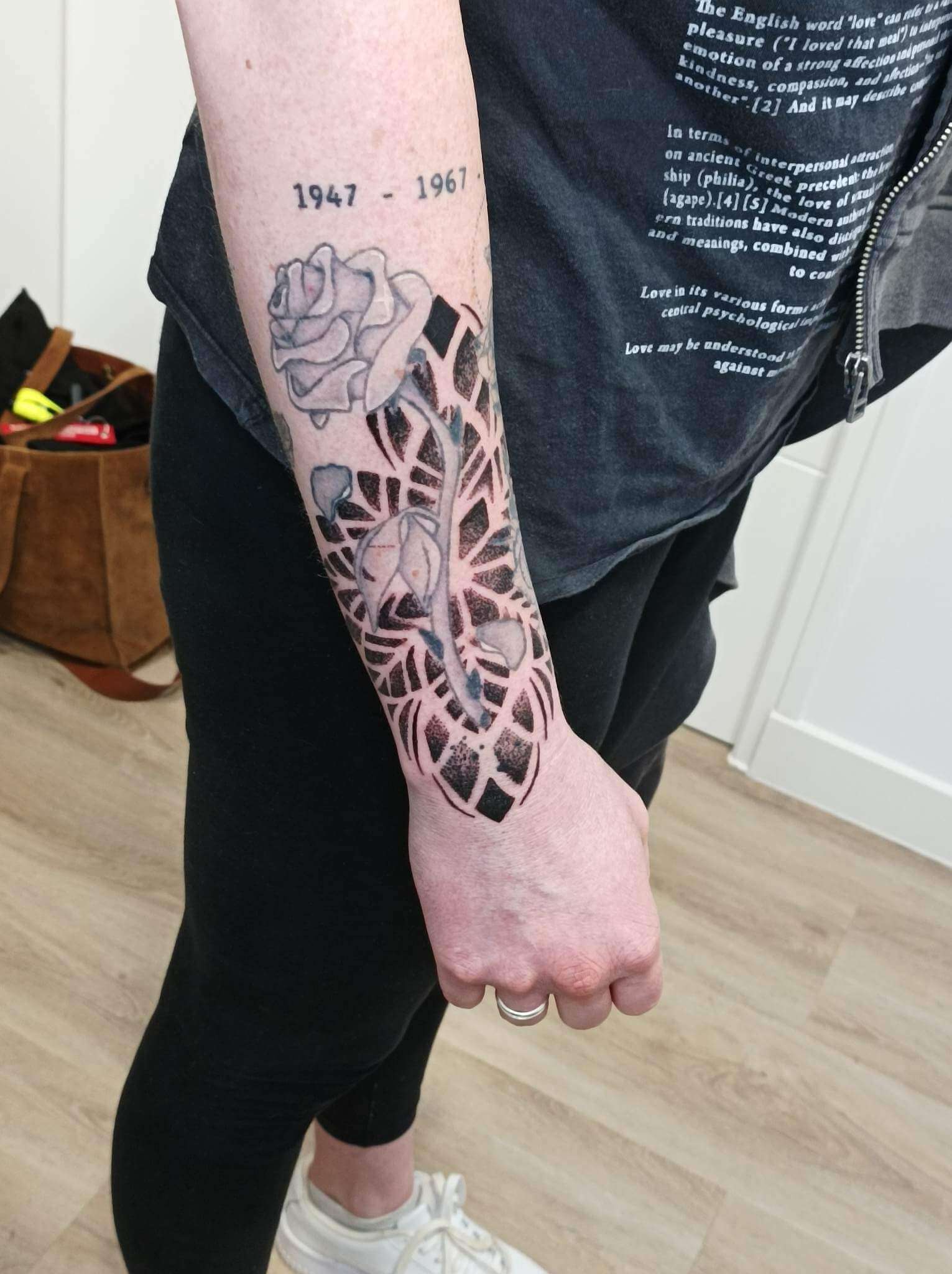 dot work tattoo